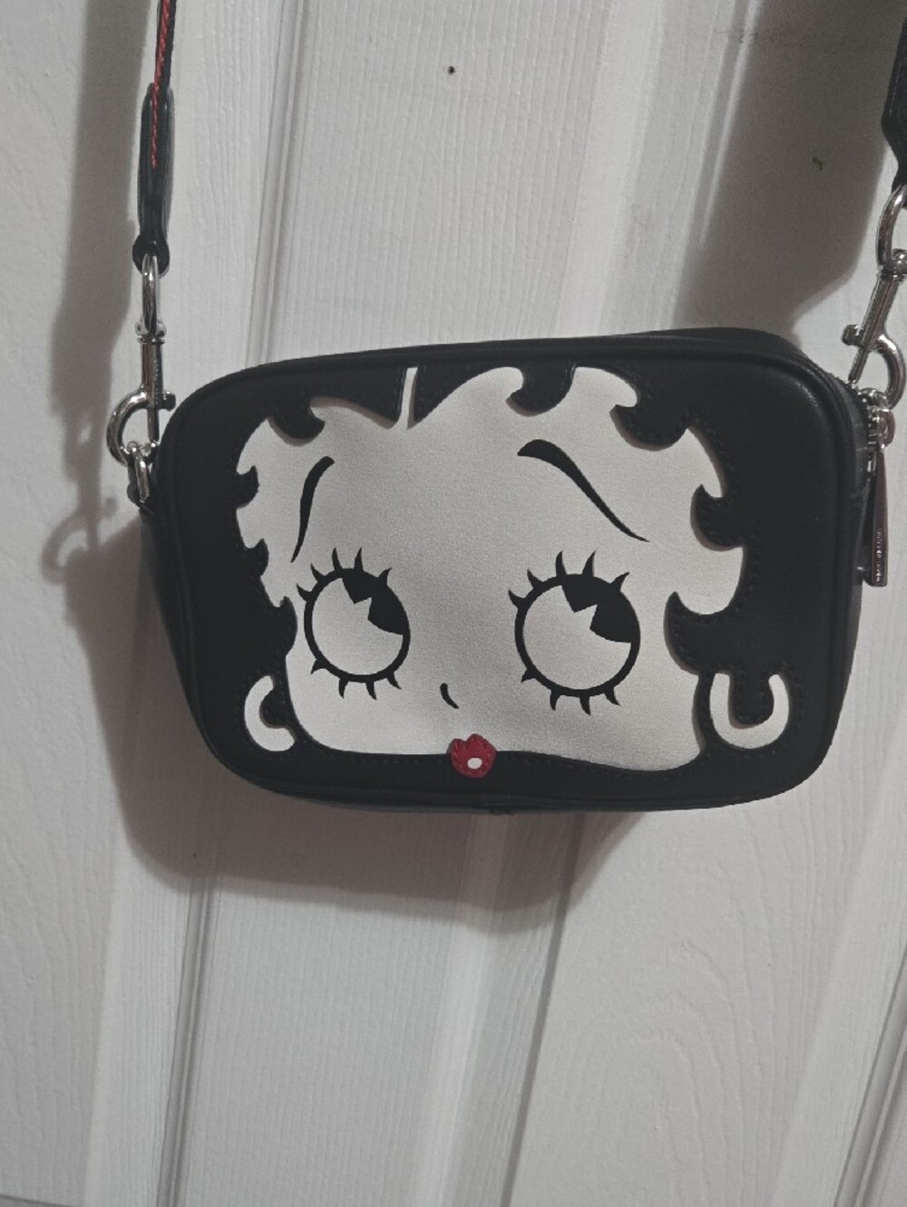 Marc Jacobs Black Strap with Red Trim and White Logo - Picture 3 of 15